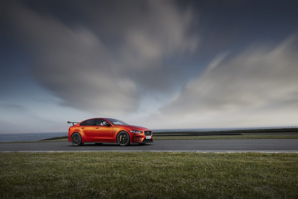 Jaguar-XE-SV-Project-8-10
