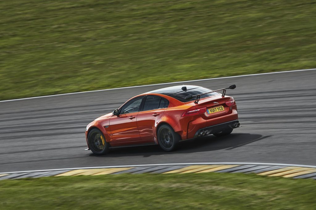 Jaguar-XE-SV-Project-8-7