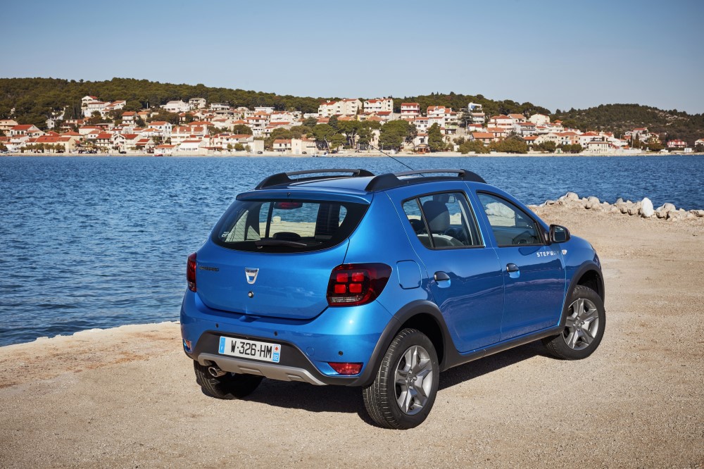 Dacia_84542_global_en