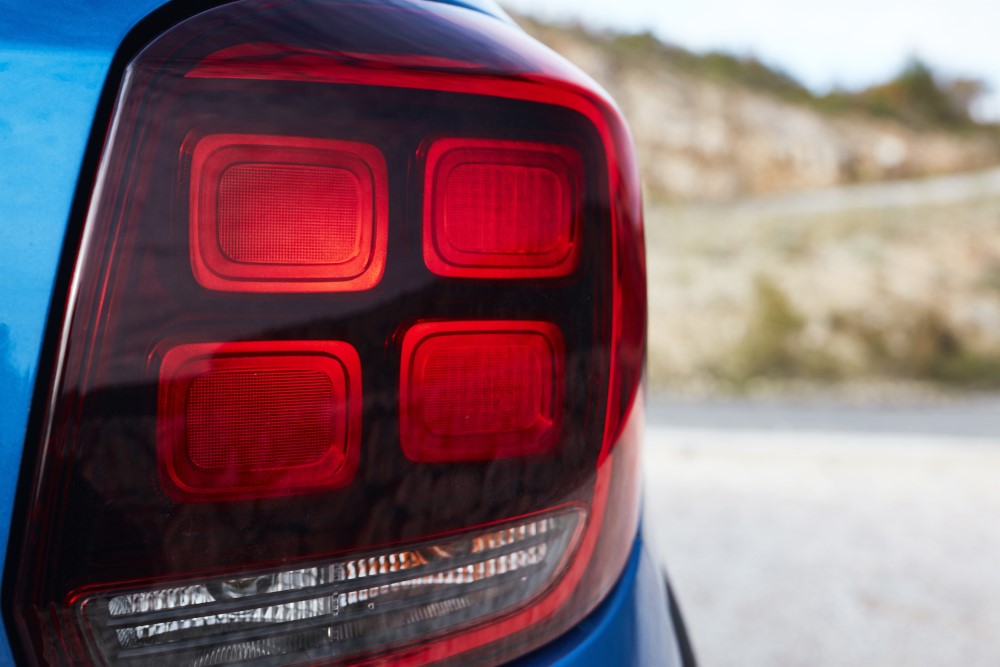 Dacia_84548_global_en