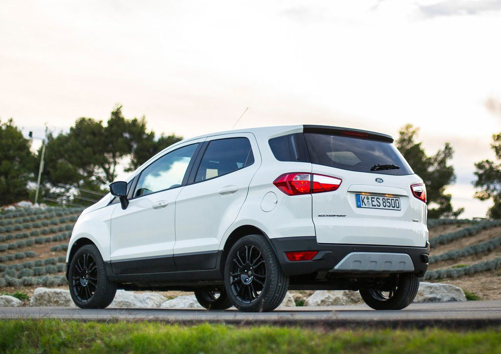Ford-EcoSport-2016-1024-0f