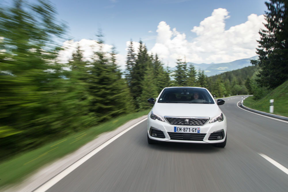 PEUGEOT_308_TestDrive_011