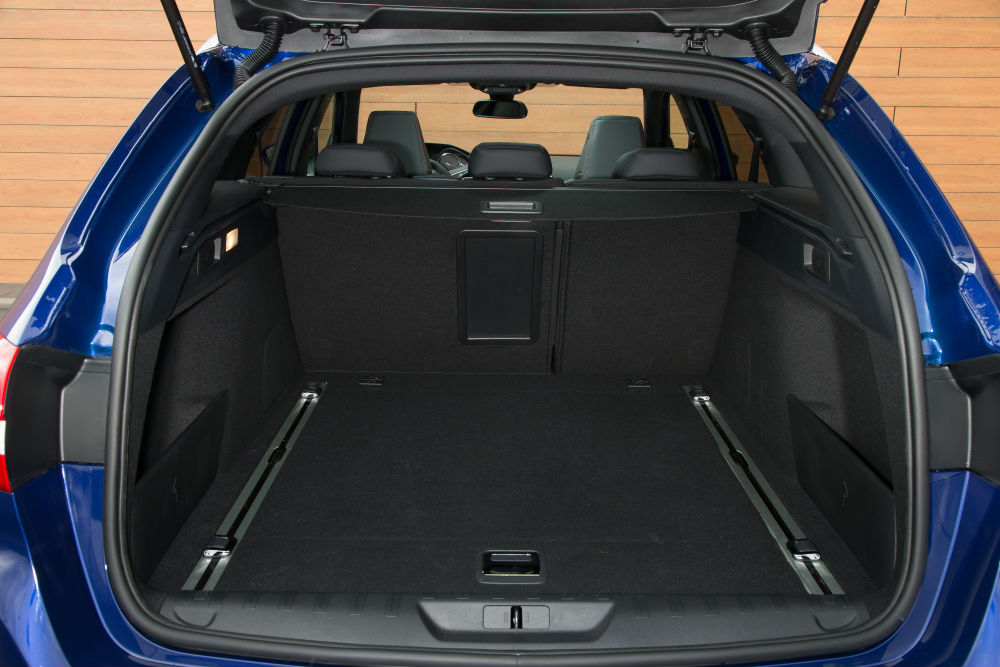 PEUGEOT_308SW_TestDrive_028