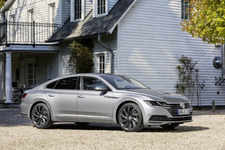 Volkswagen-Arteon_37_junho-2017-1024×683