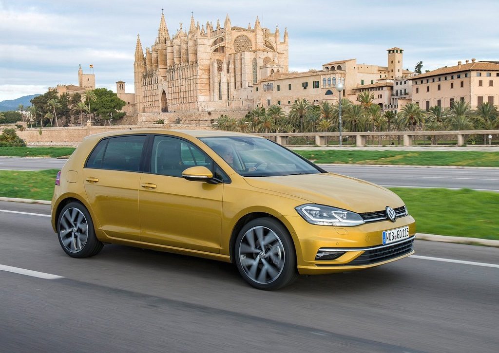 VW Golf (4)