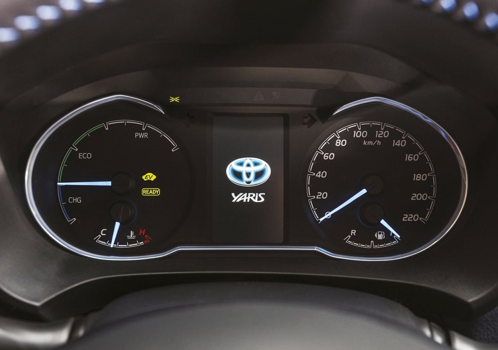 Yaris Hybrid (14)