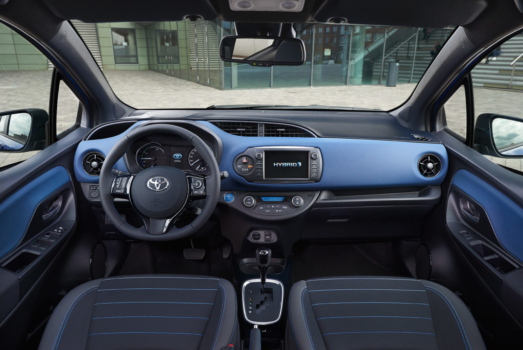 Yaris Hybrid (2)
