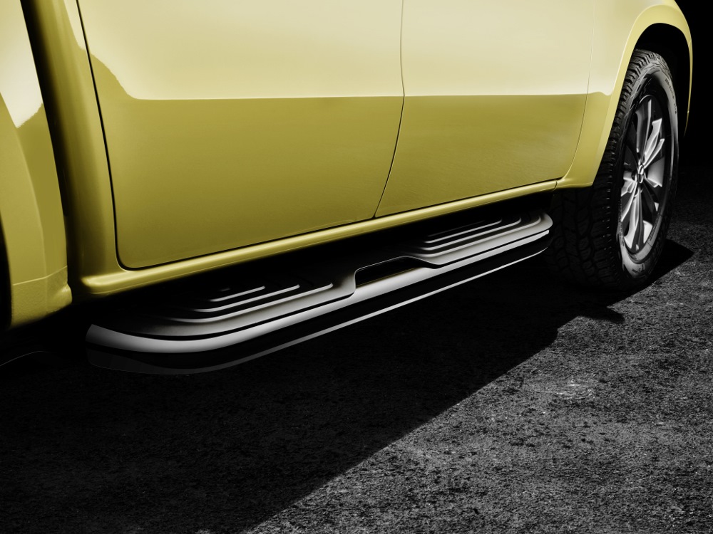 Mercedes-Benz Accessories and Connectivity