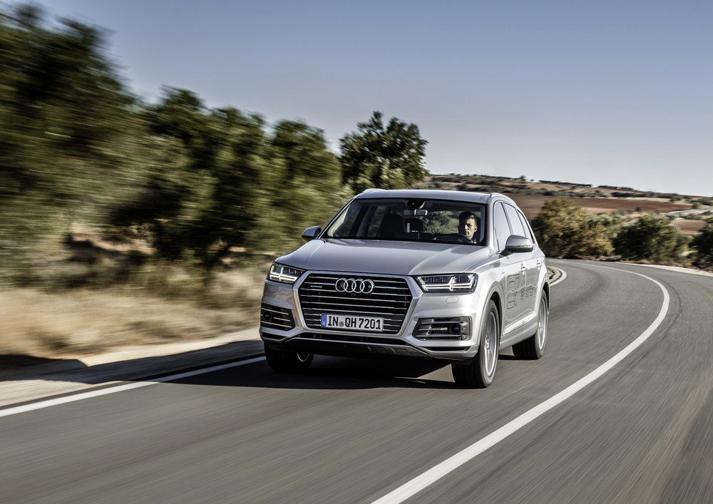 Audi Q7 e-tron 3.0 TDI quattro