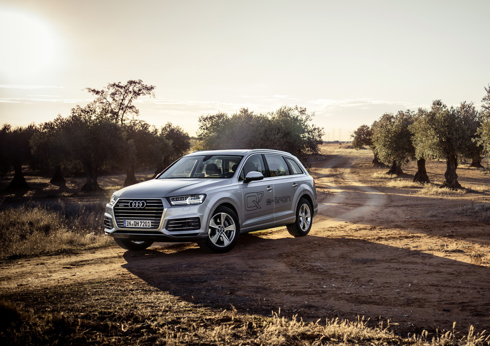 Audi Q7 e-tron 3.0 TDI quattro