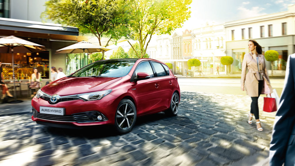 Auris Hybrid (9)