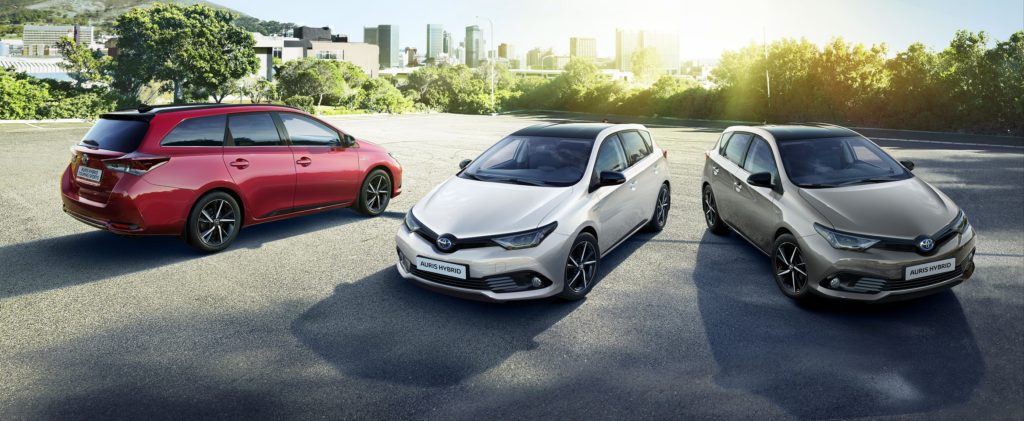 Auris Square Collection
