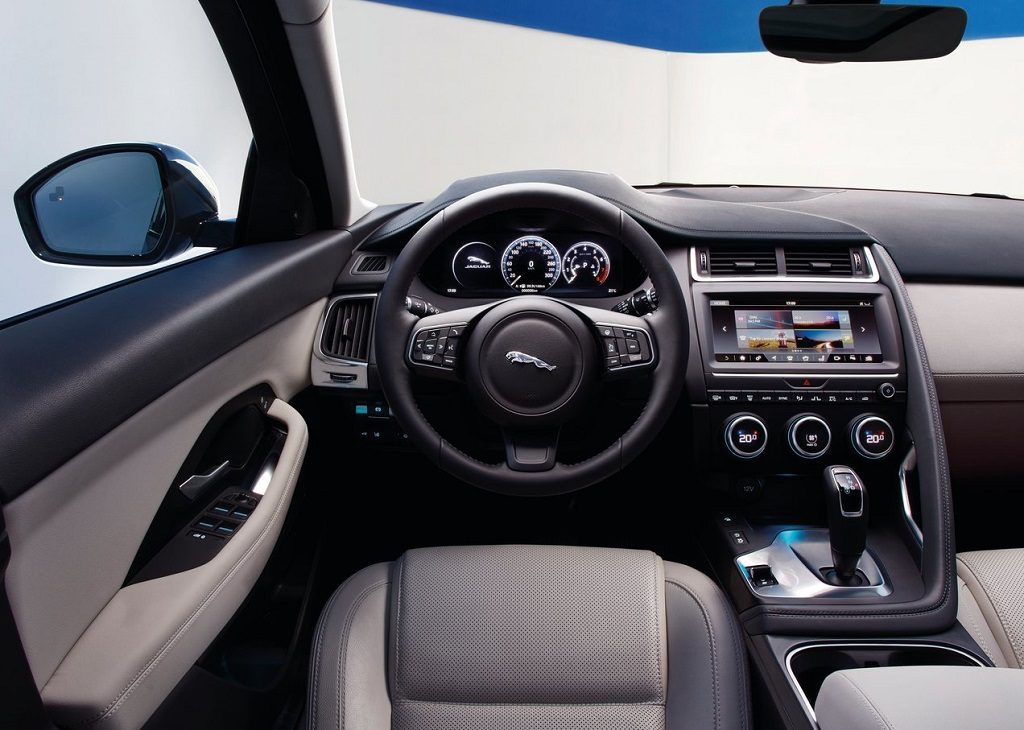 E-pace (16)