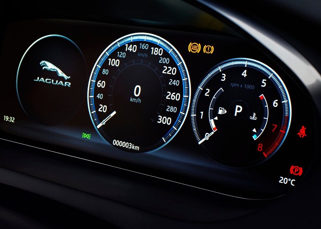 E-pace (19)