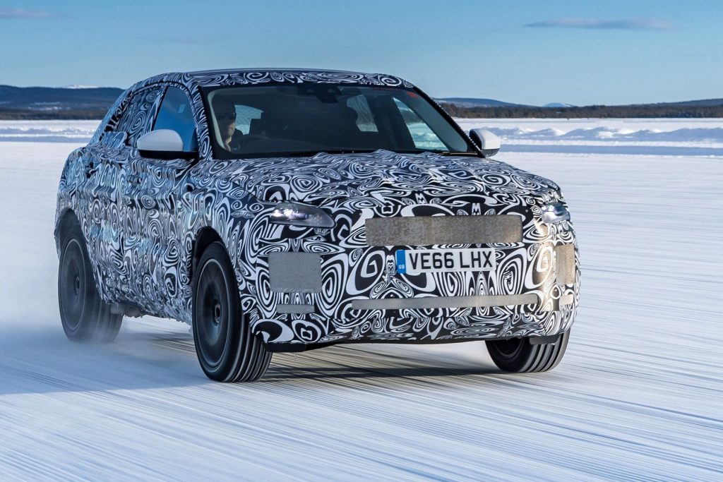 Novo Jaguar E-Pace testado ao limite thumbnail