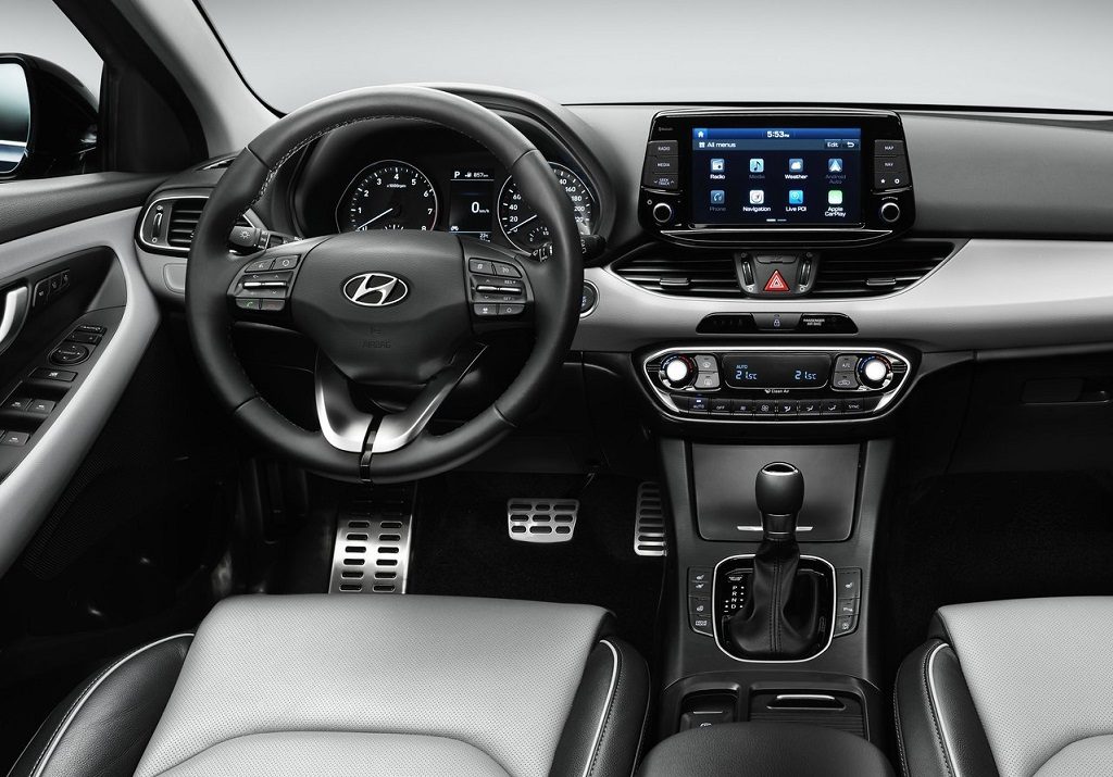 Hyuindai i30 (2)