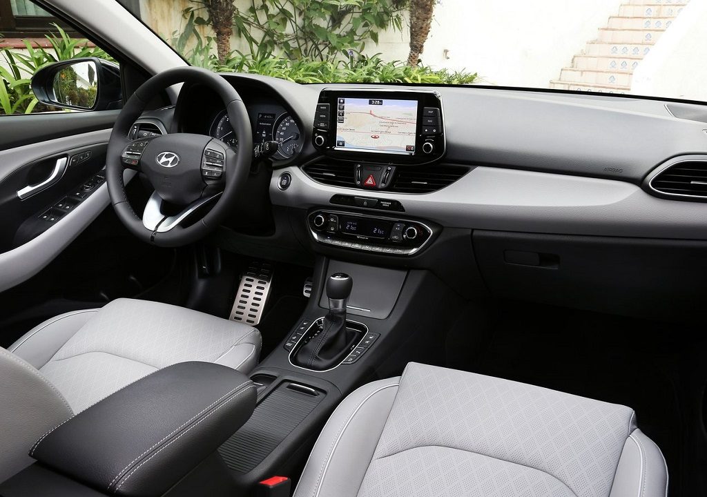 Hyuindai i30 (3)