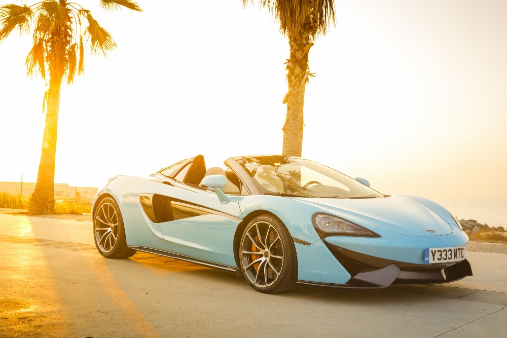 McLaren_570S_Spider_Drive-0006-1000×667