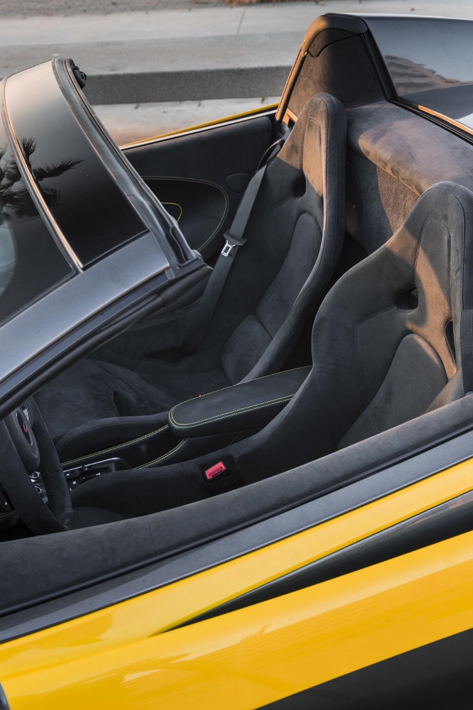 McLaren_570S_Spider_Drive-0070-667×1000