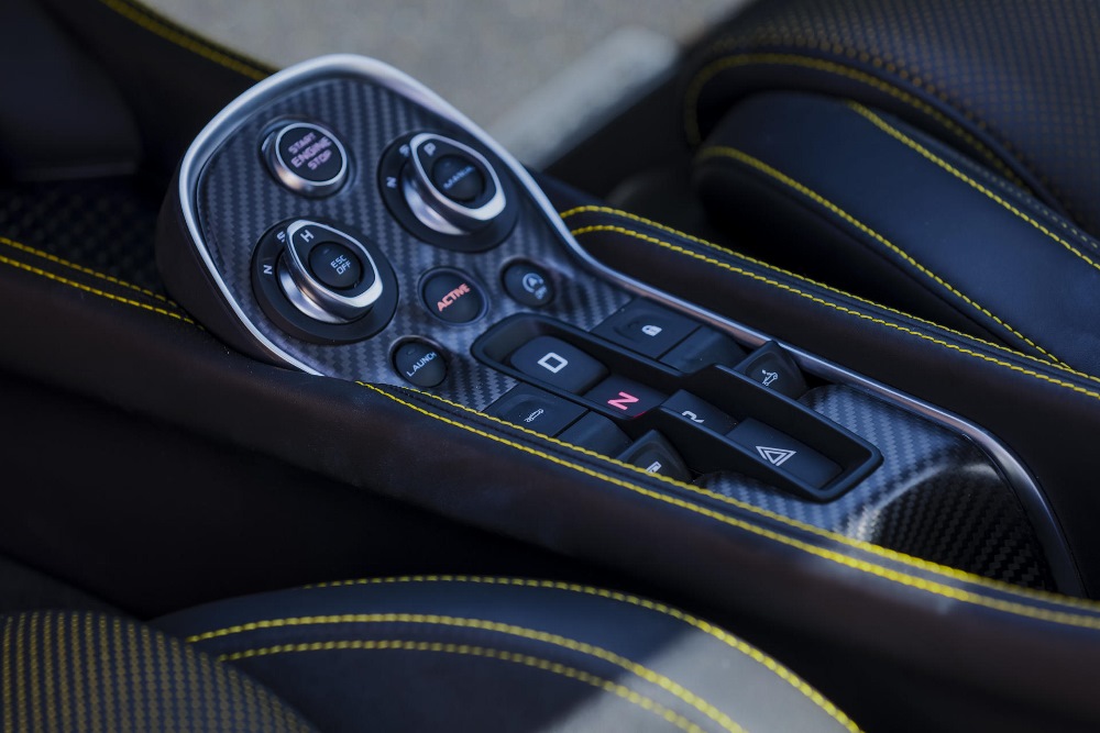 McLaren_570S_Spider_Drive-0075-1000×667