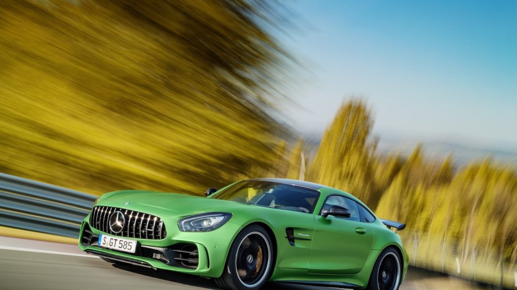 Mercedes-AMGGT-R-11