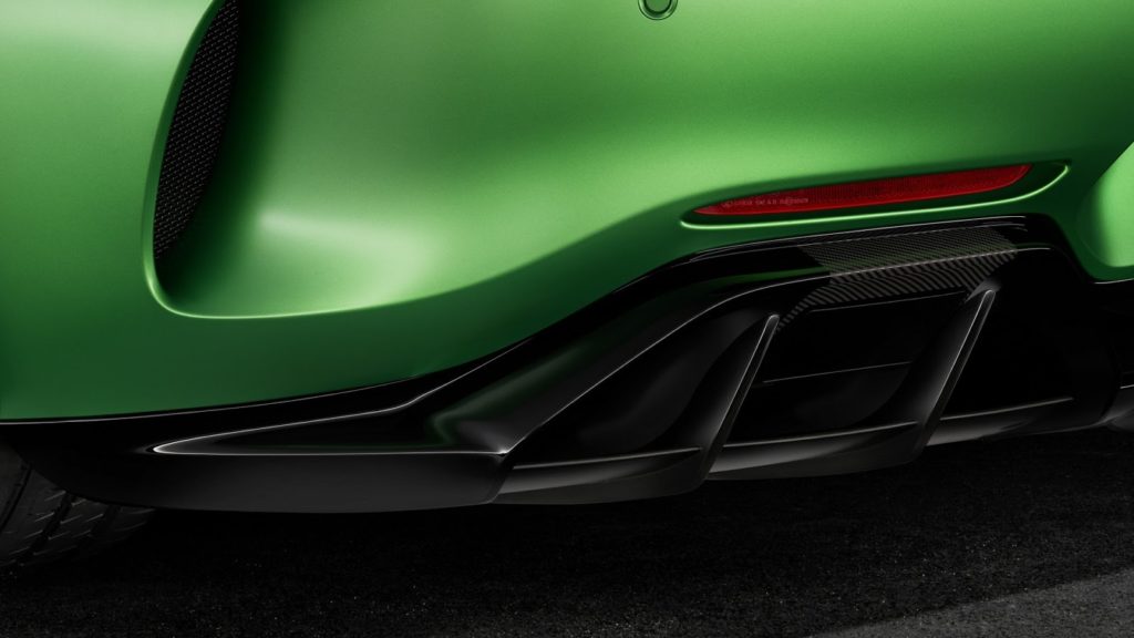 Mercedes-AMGGT-R-28