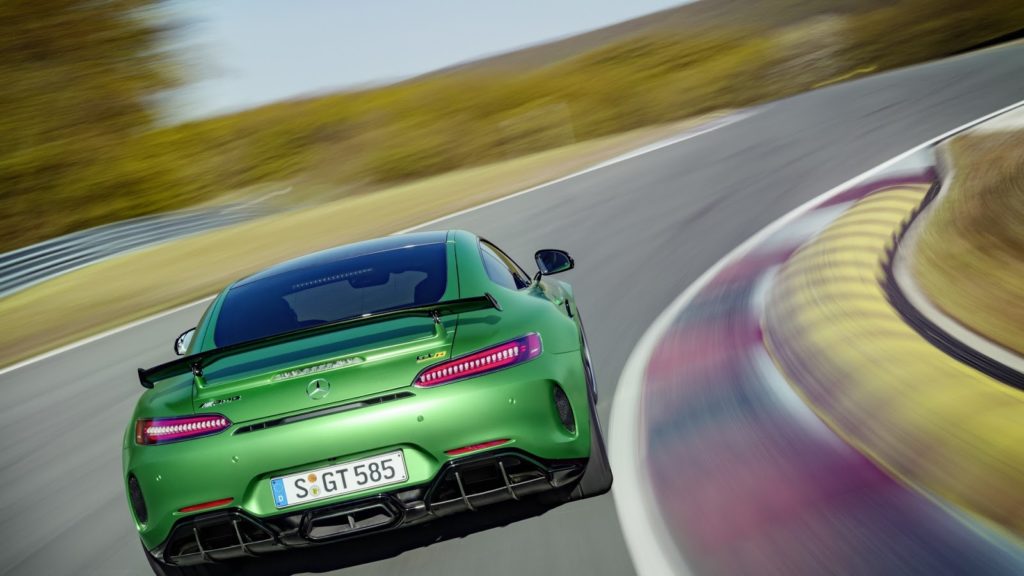 Mercedes-AMGGT-R-6