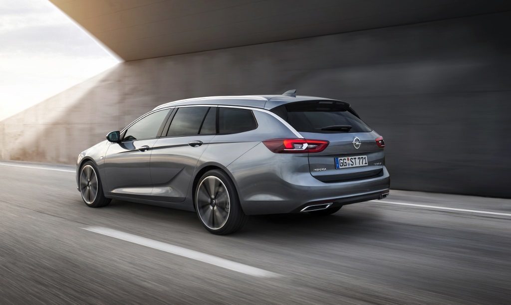 Opel-Insignia-Sports-Tourer-304055-1024×611-1024×611