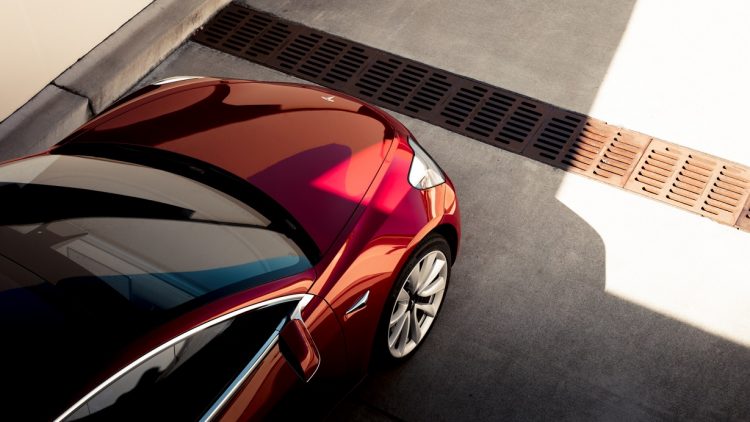 Tesla Model 3 (9)