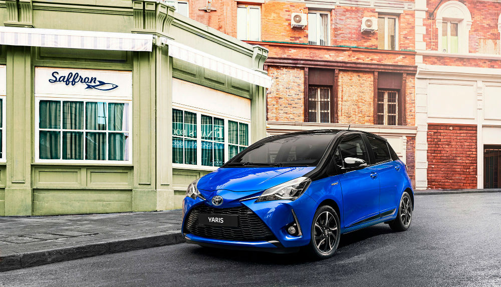 YARIS_MC_STATICS_00