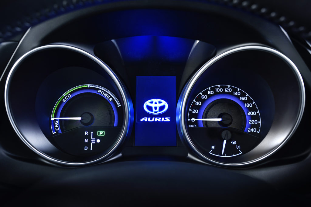 auris-int-06-dpl-2015