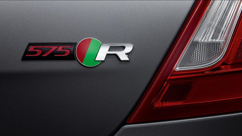 jaguar-xjr575-revealed-2