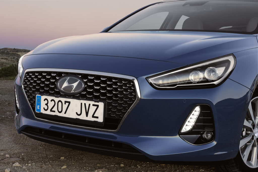 new-generation-i30-detail-1-hires