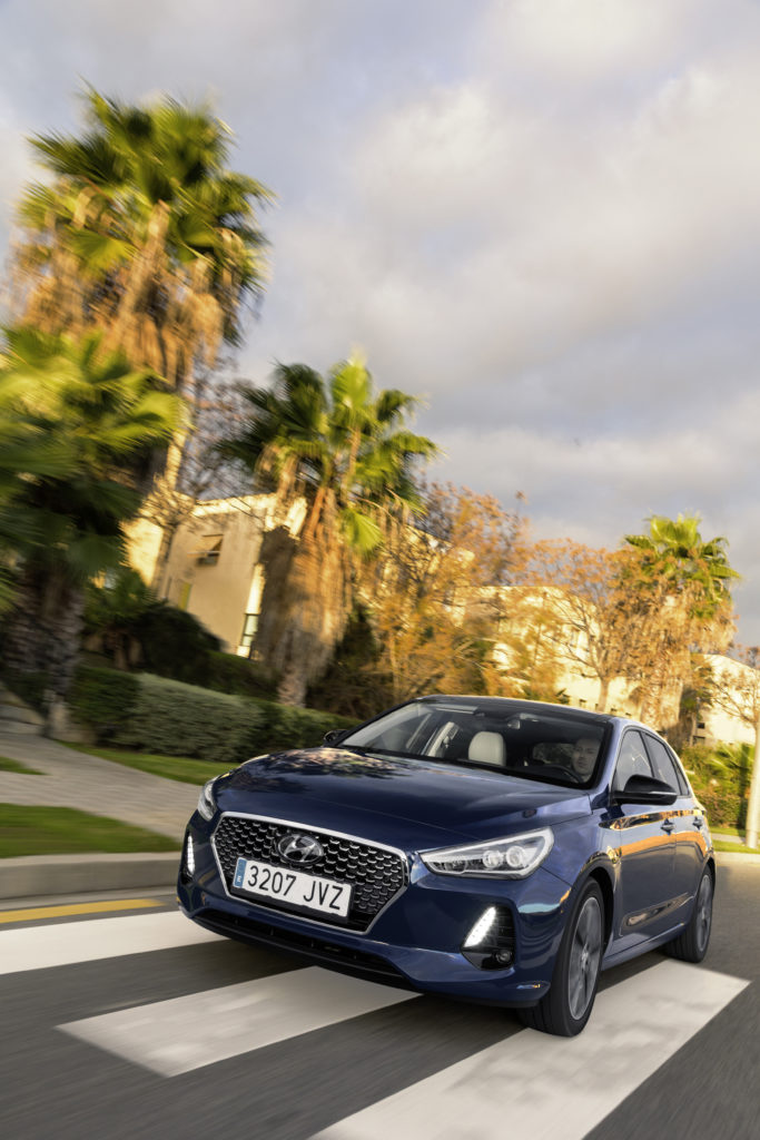 new-generation-i30-exterior-5-hires