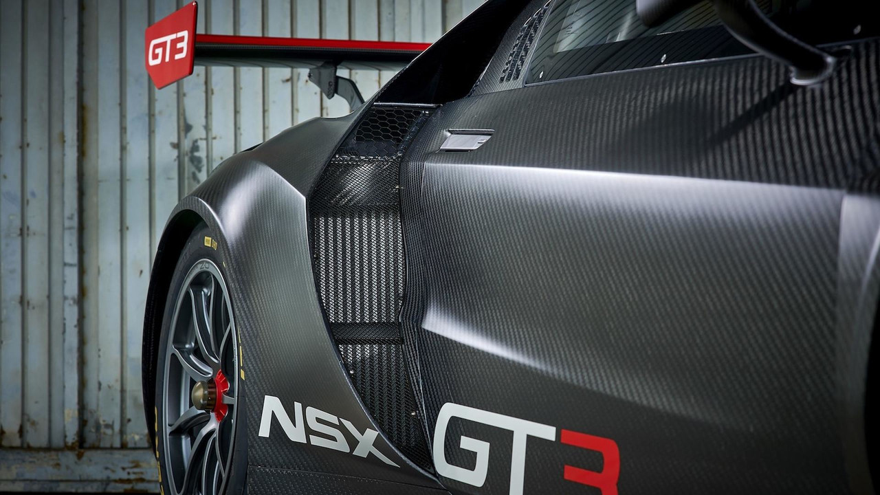 Honda NSX GT3: já é possível encomendar um autêntico carro de competição thumbnail