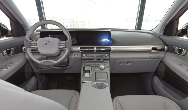 170817 Hyundai Motor’s Next-Gen Fuel Cell SUV_7