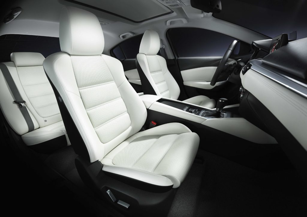 2017-Mazda6_Interior_Leather-white-#14_hires