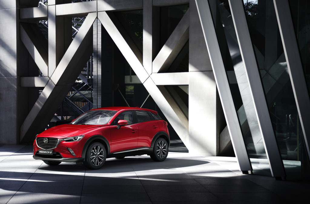 2017CX-3_Geneva_Still1