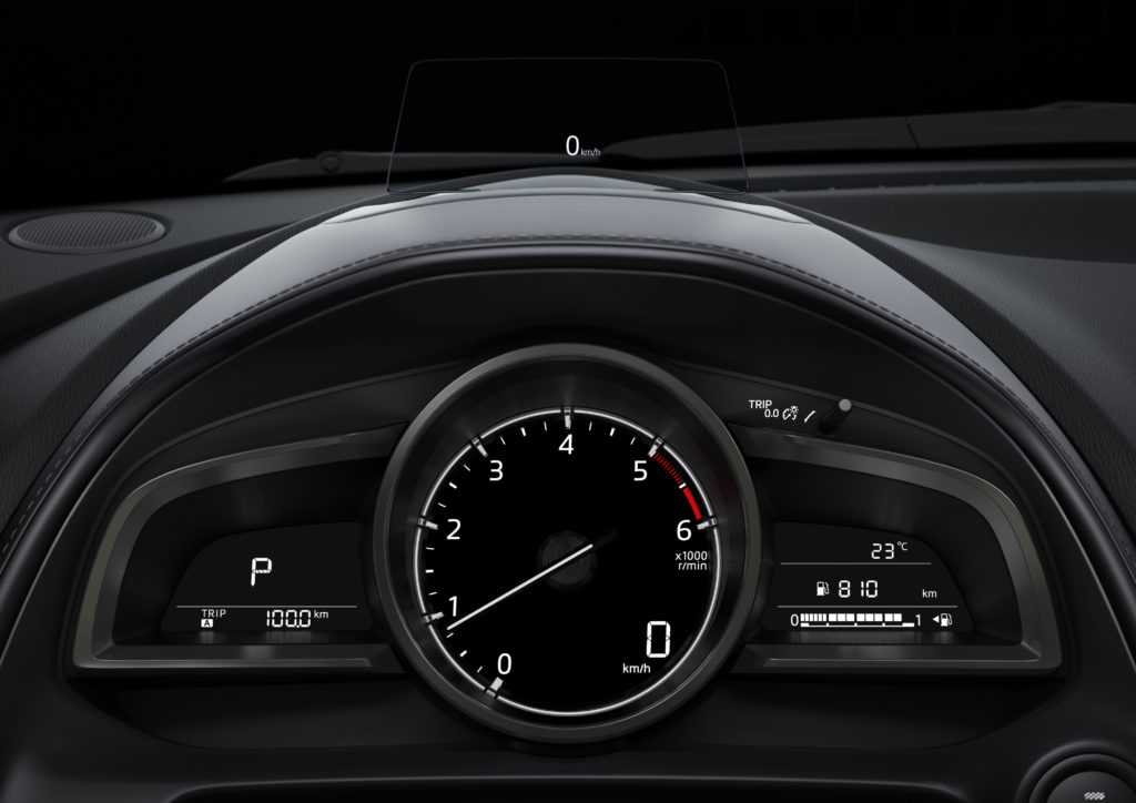 2017CX3_Geneva_Interior3