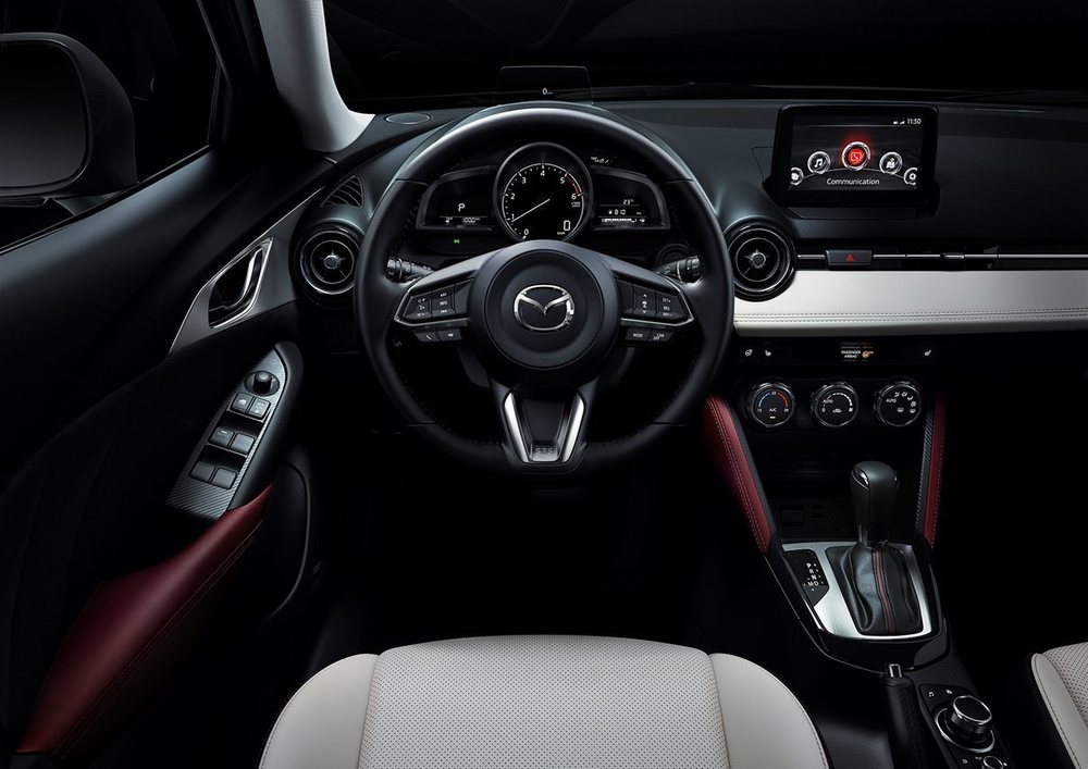 2017CX3_Geneva_Interior_white1