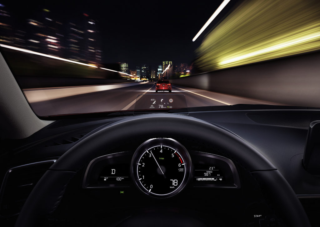 2017M3_CUT010_GER_HIGH_InteriorHUD_hires