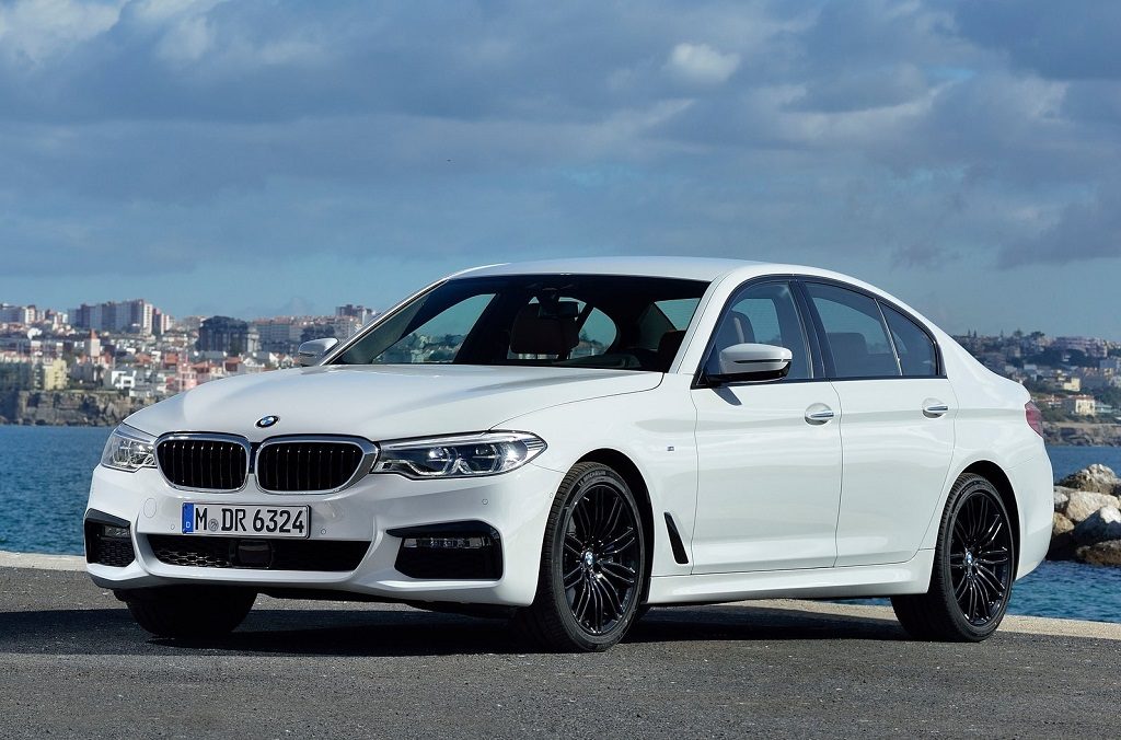 BMW-5-Series-2017-1600-0a