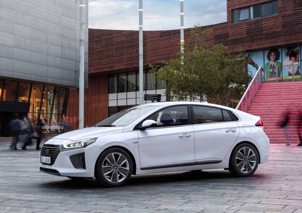 Hyundai-Ioniq-2017-1280-03