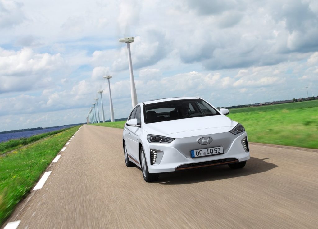 Hyundai-Ioniq-2017-1280-17