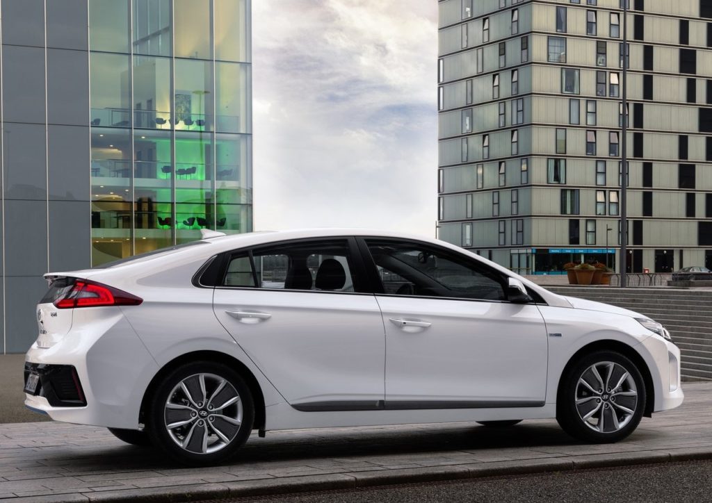 Hyundai-Ioniq-2017-1280-22