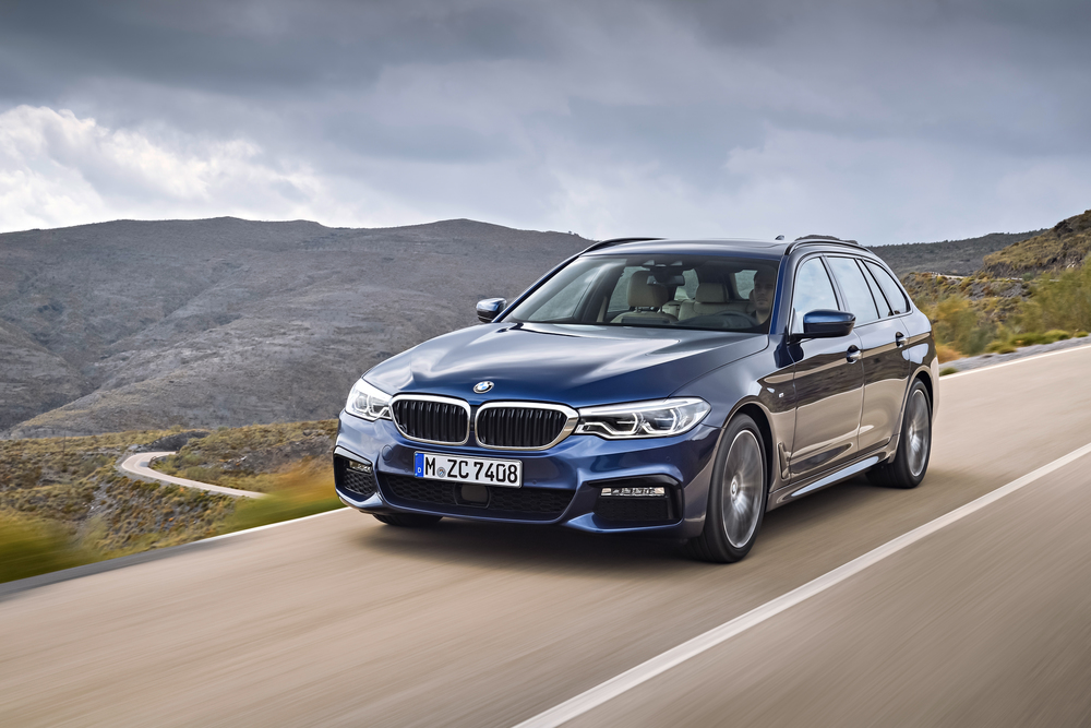 P90245012_highRes_the-new-bmw-5-series