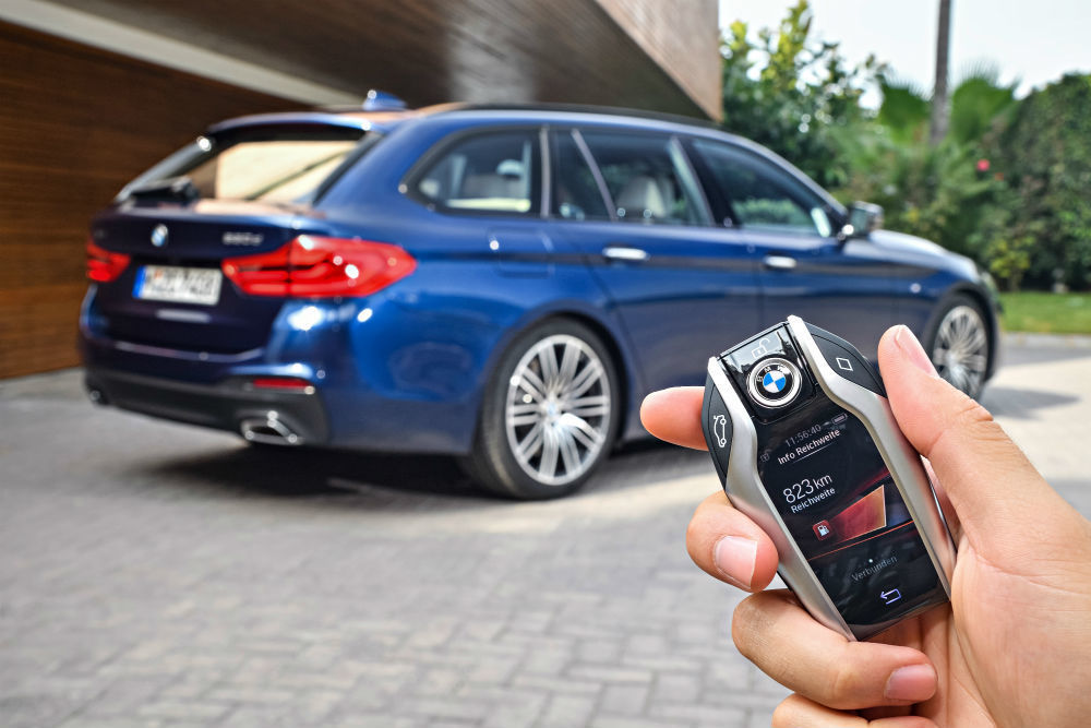 P90245027_highRes_the-new-bmw-5-series