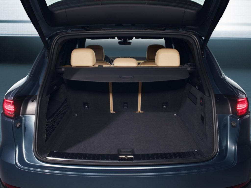 Porsche-Cayenne-14