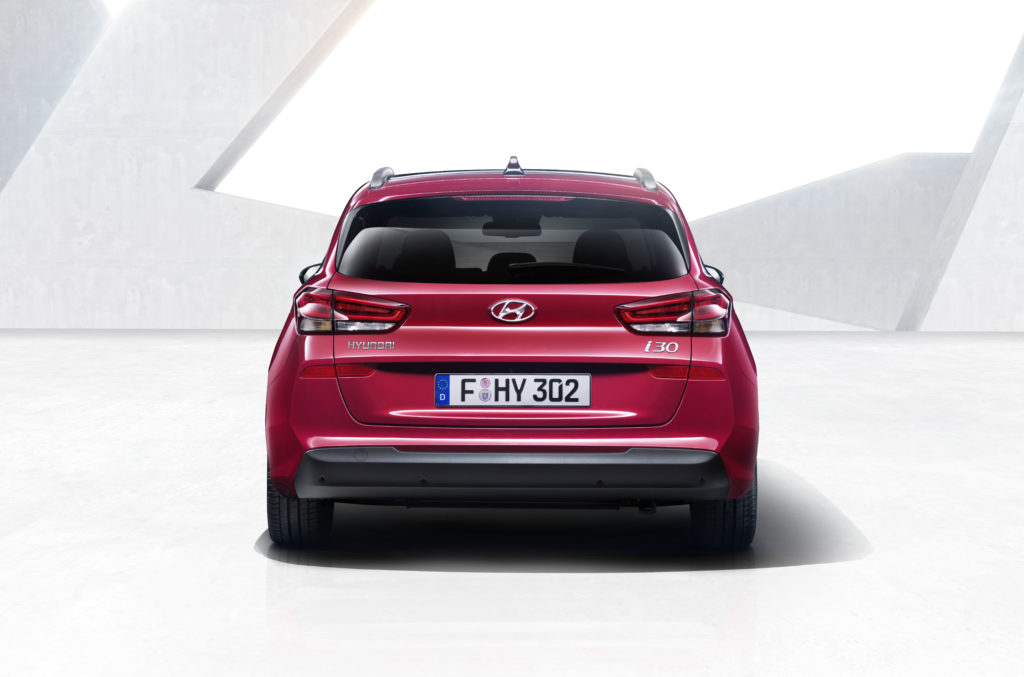 i30-wagon-6-hires
