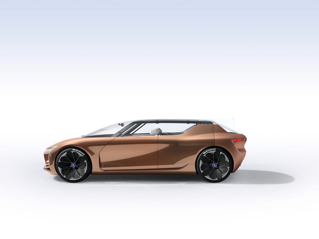 2017 – Renault SYMBIOZ
